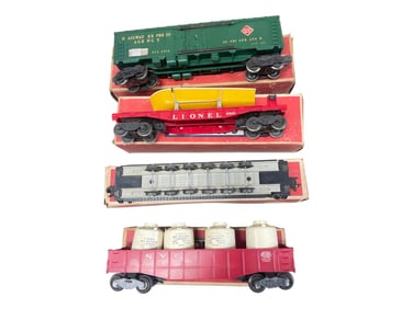 4 Boxed Lionel Freight Cars