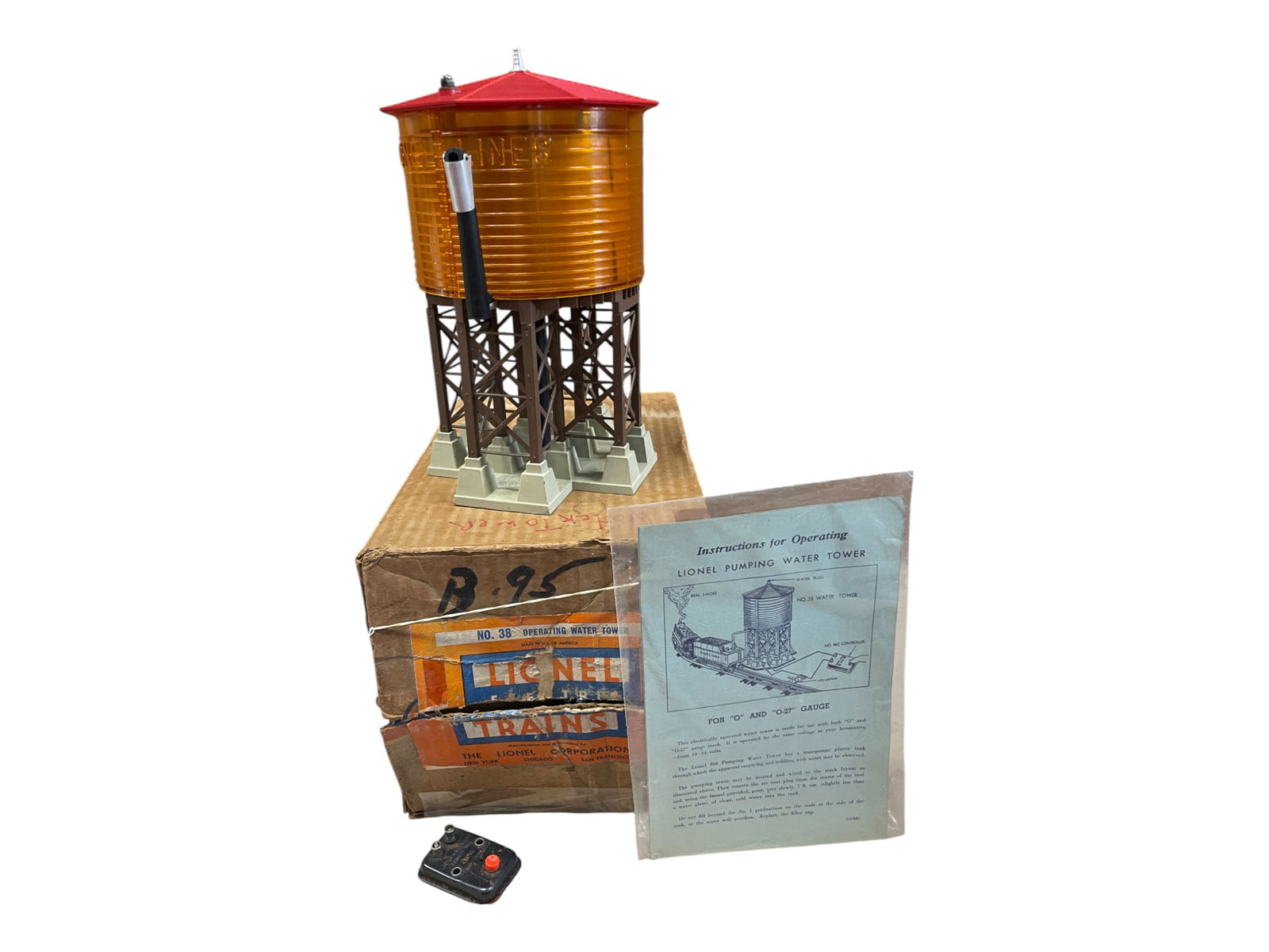 Nice Boxed Lionel 38 Pumping Water Tank (1 of 5)