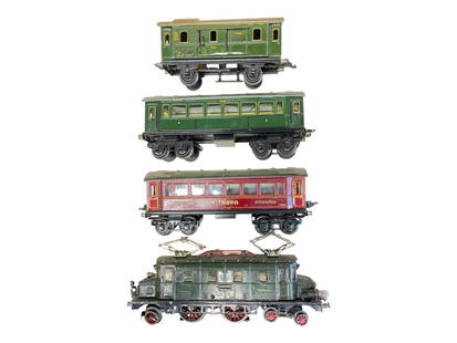 4pc Marklin Passenger Set: Germany. Includes a CS66/12920 4-4-2 20 volt Electric loco; 17510 2nd class coach; 17520 Speiswagon (Diner); 17280 Baggage. All would benefit from a cleaning, loco shows light tomoderate wear, cars li