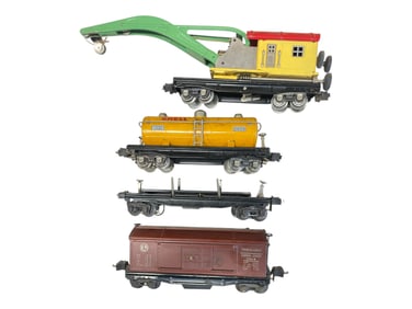 4 800 Series Lionel Freight Cars