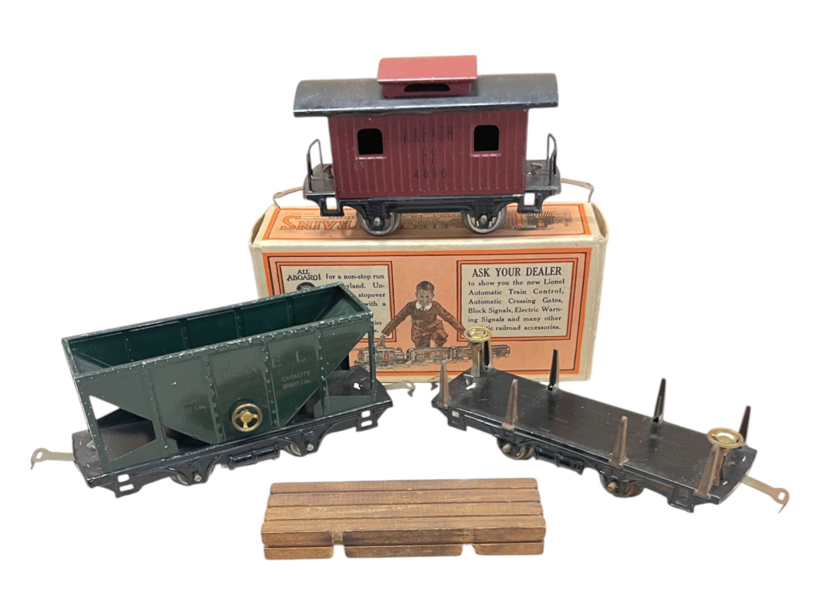 3 Early Lionel 800 Freights, 1 Rare! (1 of 6)