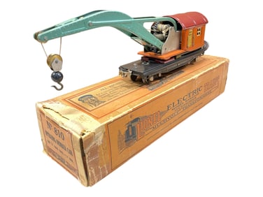 Clean Boxed Lionel 810 Crane