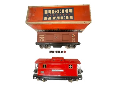 Lionel 2817 & Boxed 3814 Freights