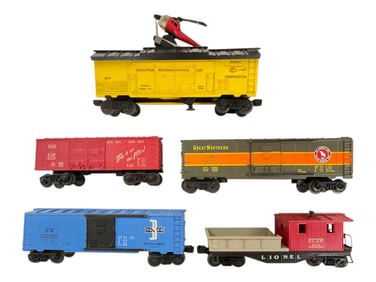 5 Late Lionel Freight Cars