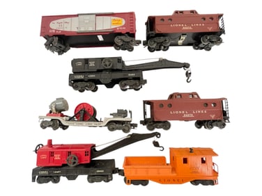 7 Lionel Freight Cars