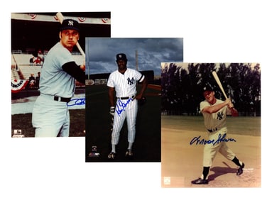 New York Yankees and others. Autograph Lot