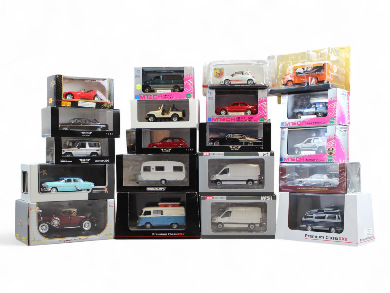Boxed Modern Diecast Vehicles (1 of 5)