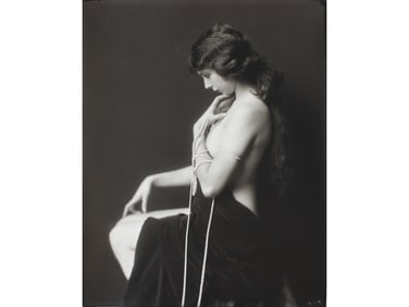 Alfred Cheney Johnston. Original Photo