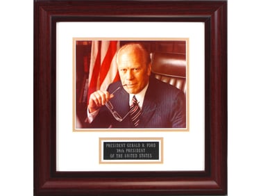 Gerald Ford Signed Photograph - Framed