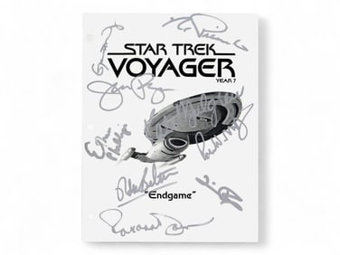 Star Trek Voyager Series Finale Cast Signed Script