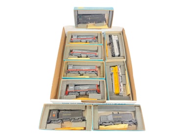 9 Athearn HO Powered Diesels