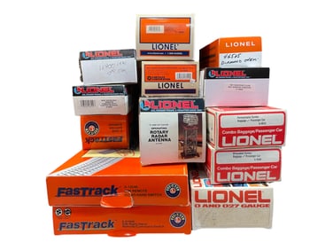13p Lionel Trains Lot