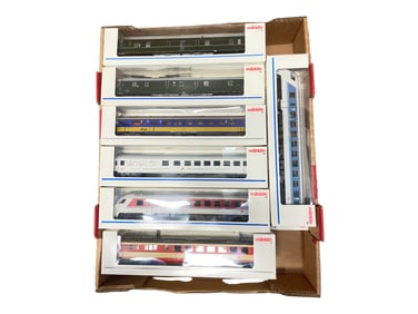 14 Assorted Marklin HO Passenger Cars