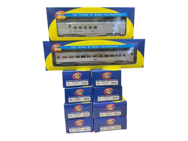 10 Assorted Athearn RTR Passenger Cars