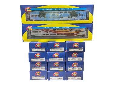 14 Athearn Bombardier B-Level Cars