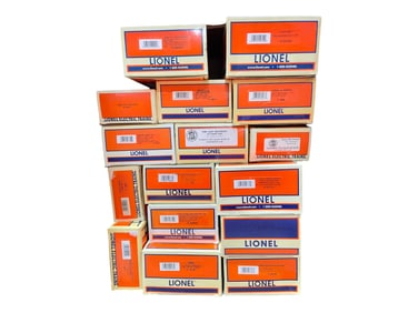 16 Christmas & Club Cars