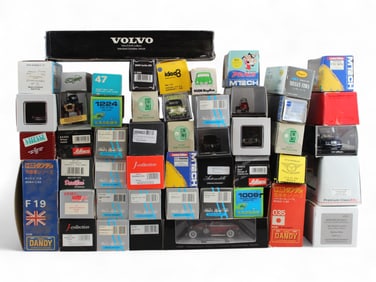 Boxed Modern Diecast Layout Vehicles