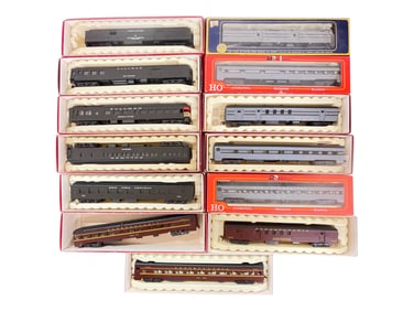 13 RivaRossi AHM HO Passenger Cars