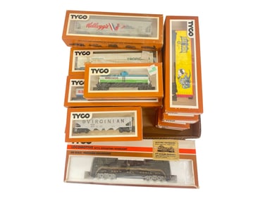 19pc Tyco HO Trains Lot