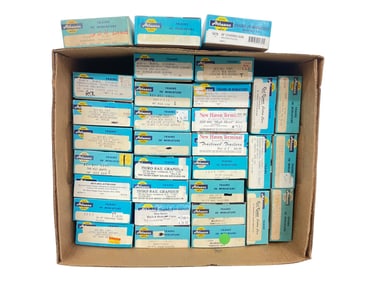 32 Athearn HO Freight Car Kits