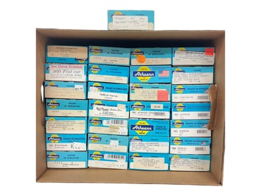 29 Athearn HO Freight Car Kits