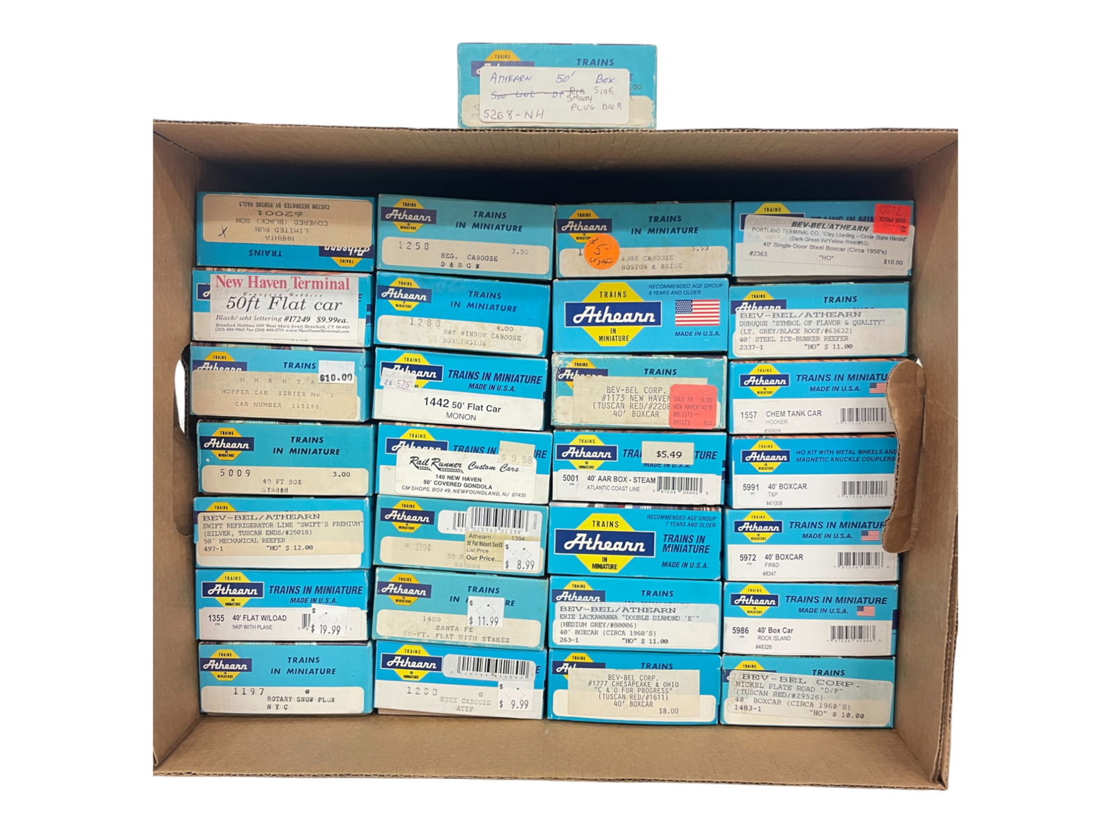 29 Athearn HO Freight Car Kits (1 of 11)