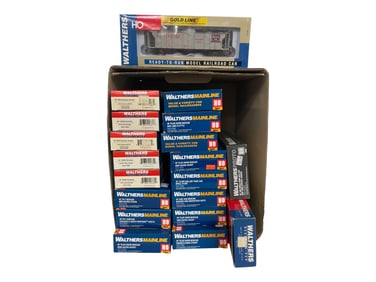 19 Walthers RTR Freight Cars