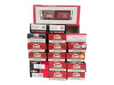 18 Assorted HO RTR Freight Cars