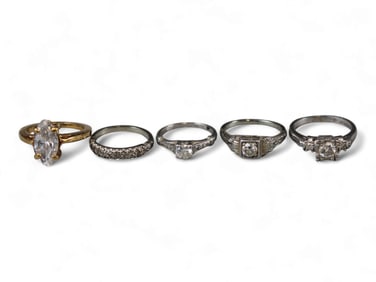 (4) Gold, Platinum & Diamond Rings