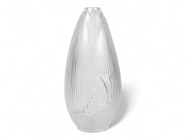 Lalique "Coeur de Fleur" Butterfly Vase with Box