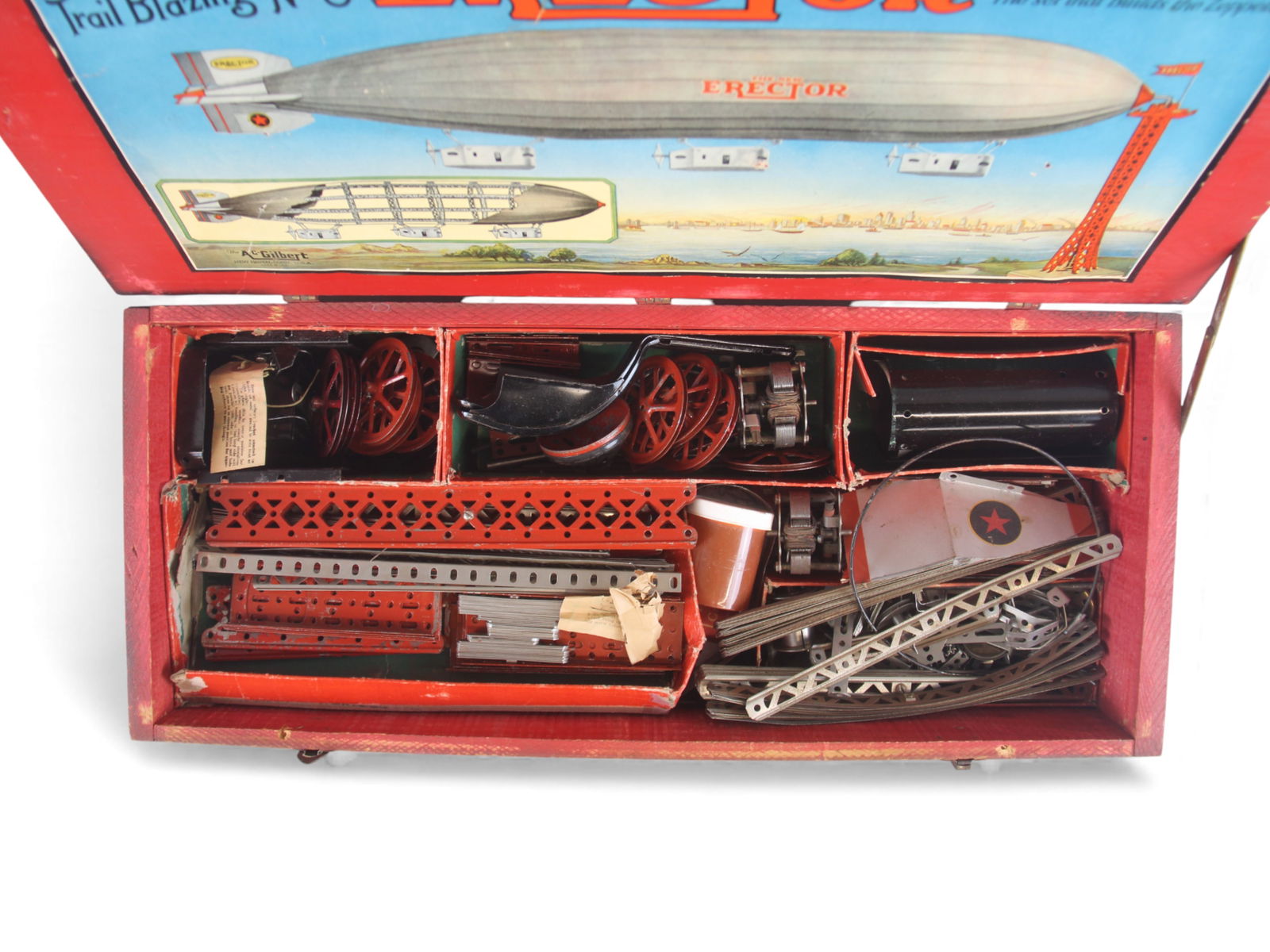 Boxed A.C. Gilbert #8 Zeppelin Erector Set - 3
