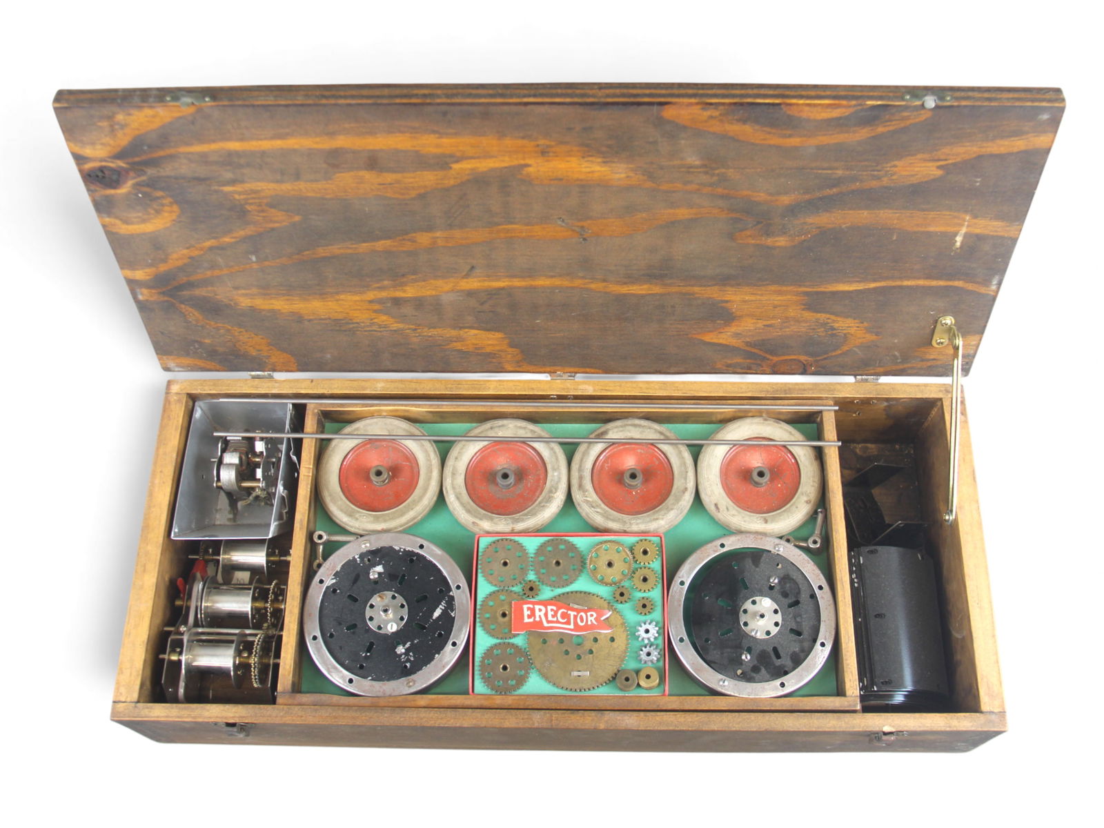 Early Gilbert Erector No. 10 Set in Wooden Case (1 of 5)