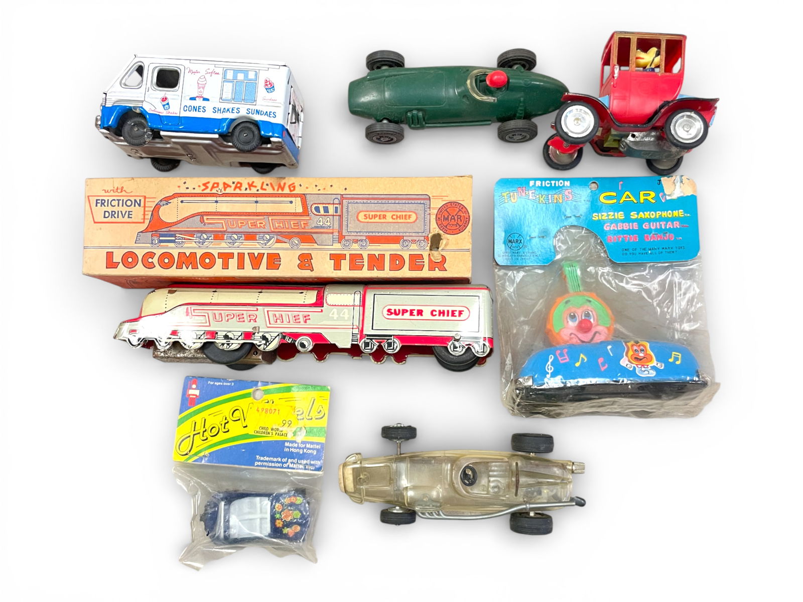 Assorted Toys Lot (1 of 5)