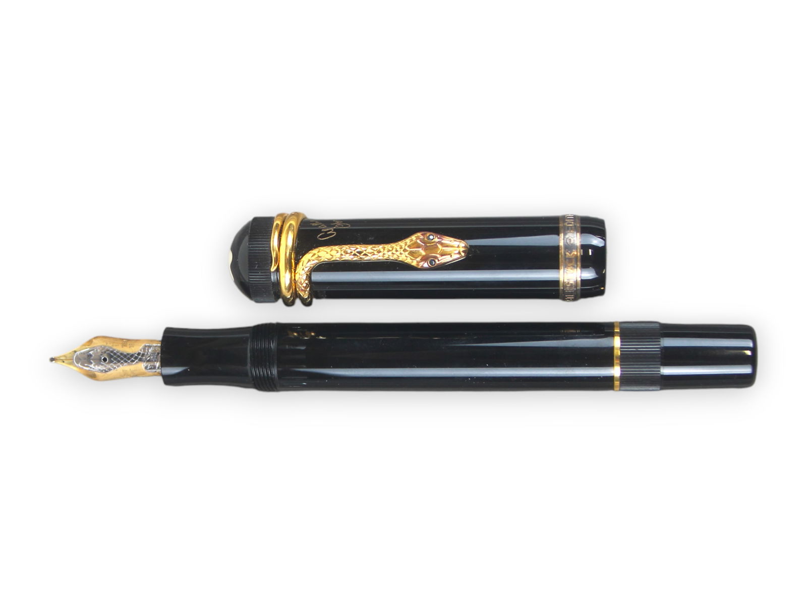 Montblanc Agatha Christie Limited Fountain Pen: Montblanc Agatha Christie limited edition fountain pen with vermeil trim. Number 0981/4810. 18k gold nib.Shipping: Weiss Auctions offers full-service, in-house shipping for nearly all items in this
