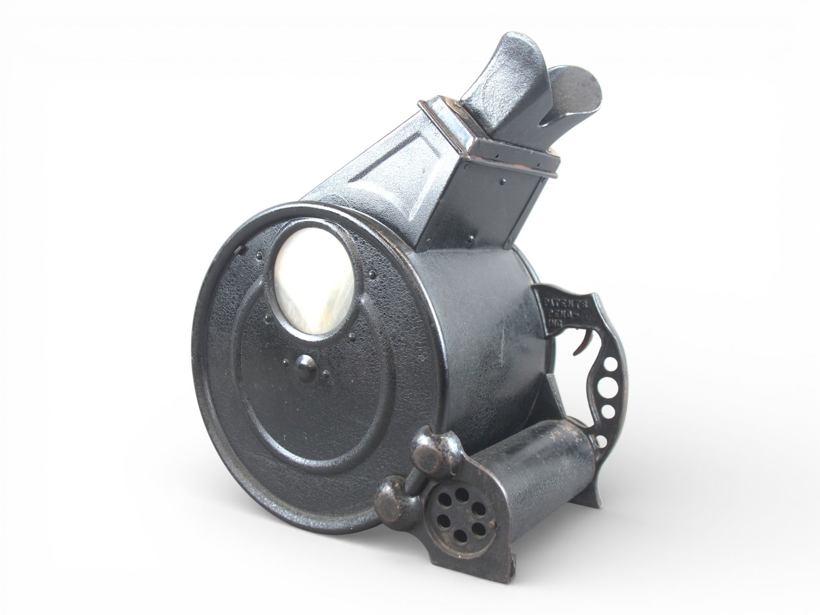 1 Cent Whitings Sculptoscope Stereo Viewer Machine: Offered is a Whitings, 1 Cent "Sculptoscope" Countertop Arcade Machine by American Novelty Co., Cincinnati, Ohio. Deposit a penny, pull the trigger and look through the viewer to flip through stereo v