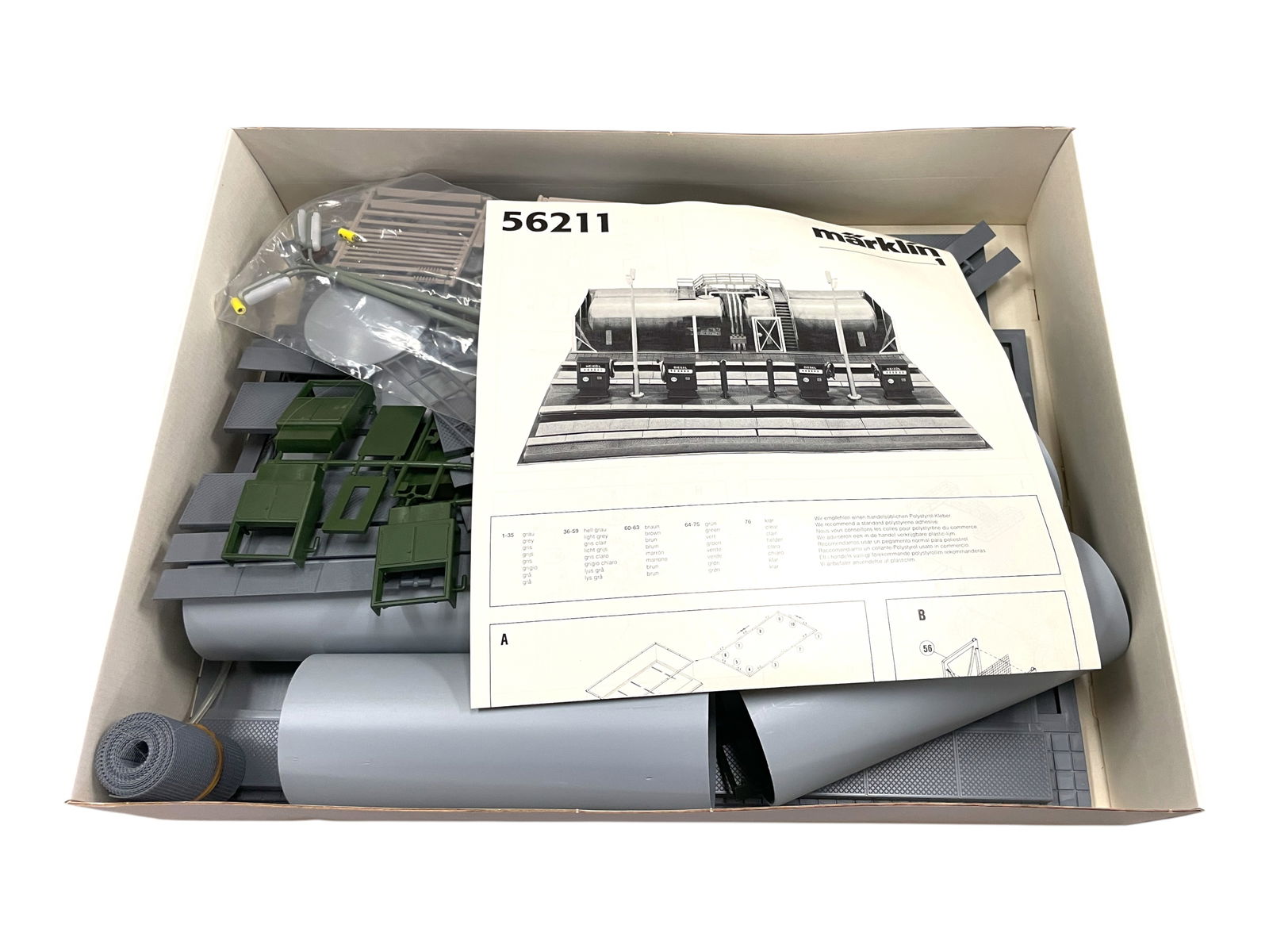 2 Boxed Marklin Maxi Structure Kits - 5