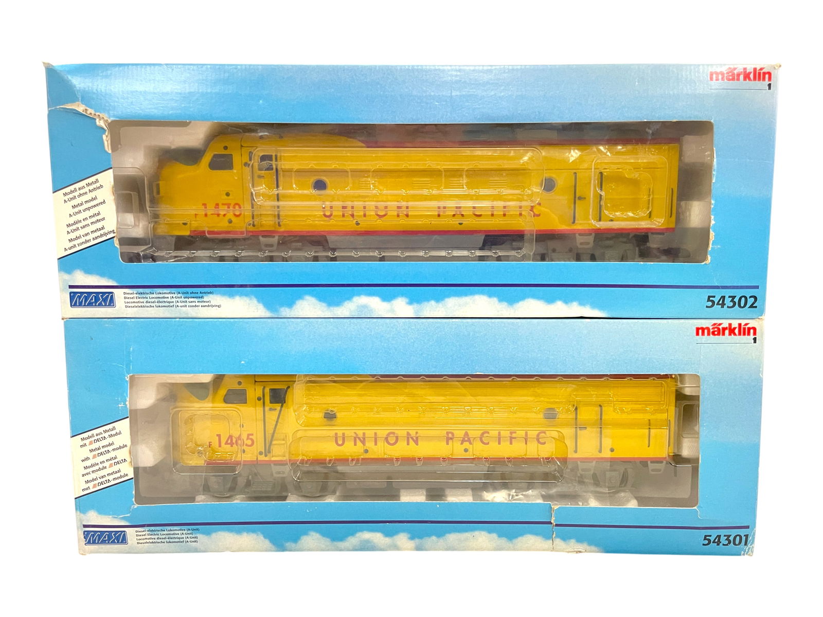 Marklin Maxi 54301 & 02 UP F7 AA Diesels: 1/G Gauge. Nice metal construction with nice details. 01 has dual motors and light, dummy has light. They appear test run with lightly shop worn boxes.Shipping: Weiss Auctions offers full-service,