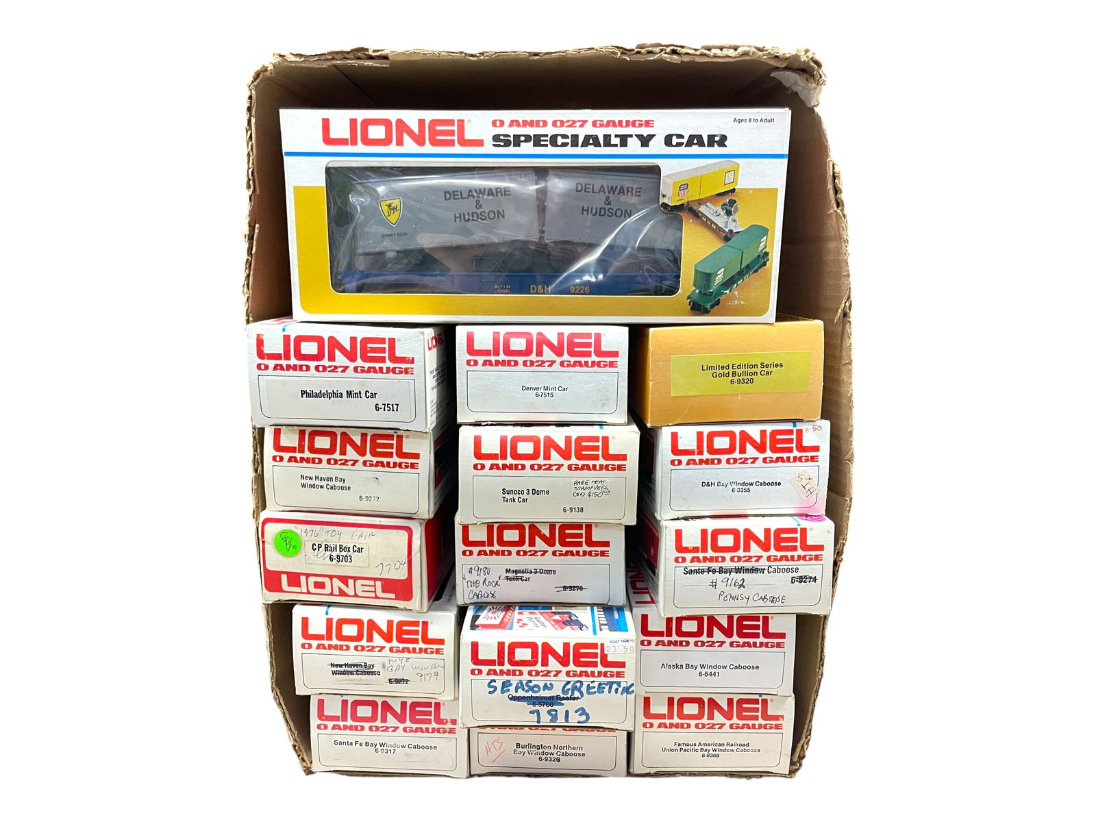 16 Lionel MPC Freight Cars: Includes 9317, 9272; 7517; 9226; 9262; 9138; 7515; 9320; 9355; 6441; 9368, all with obs; Plus 7813, 9174, 7704, 9162, all with over-written boxes. Some appear like new.Shipping: Weiss Auctions offers