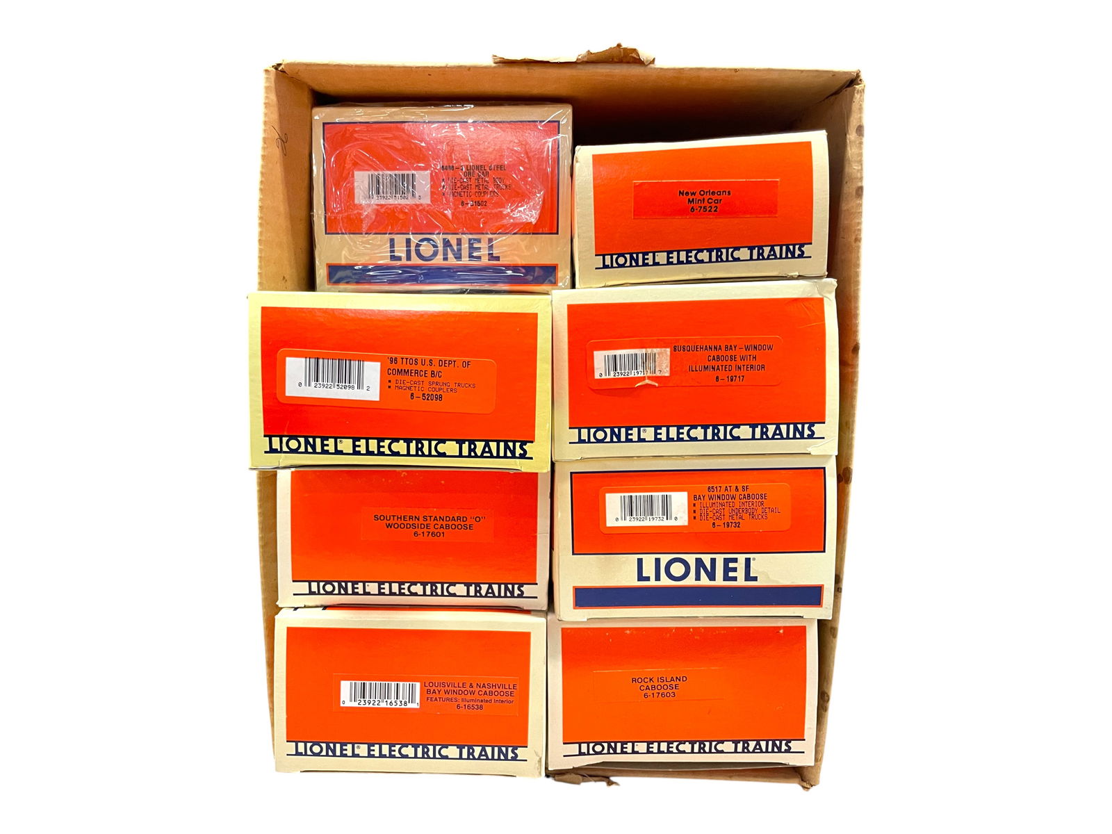 8 Lionel Modern Freight Cars: Includes 16538; 17601; 52098; 51502 sealed; 7522; 19717; 19732; 17603. Most appear new in boxes.Shipping: Weiss Auctions offers full-service, in-house shipping for nearly all items in this auction.
