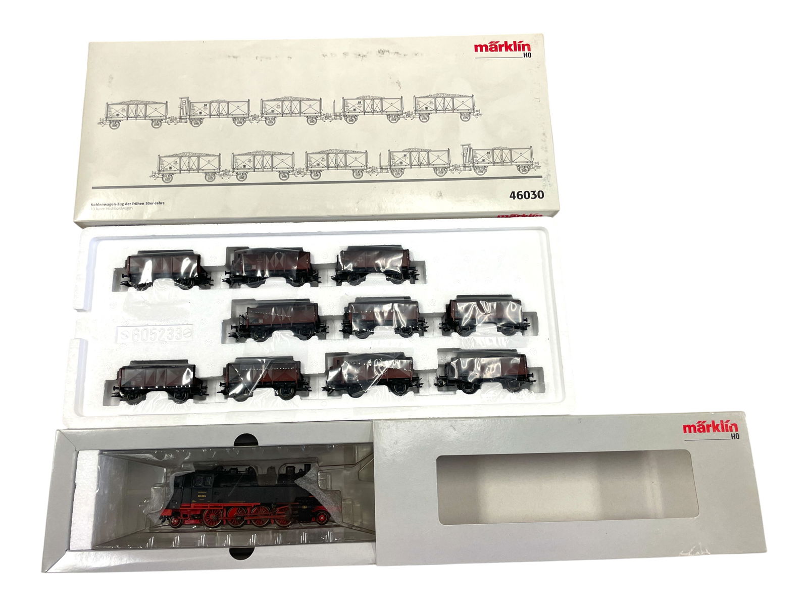 Marlin HO Steam Coal Train Set: HO Gauge. Includes a 37860 BR86 2-8-2t Tank loco with mfx control; 4603010 coal wagons set. All show test run wheels with boxes. Shipping: Weiss Auctions offers full-service, in-house shipping for nea