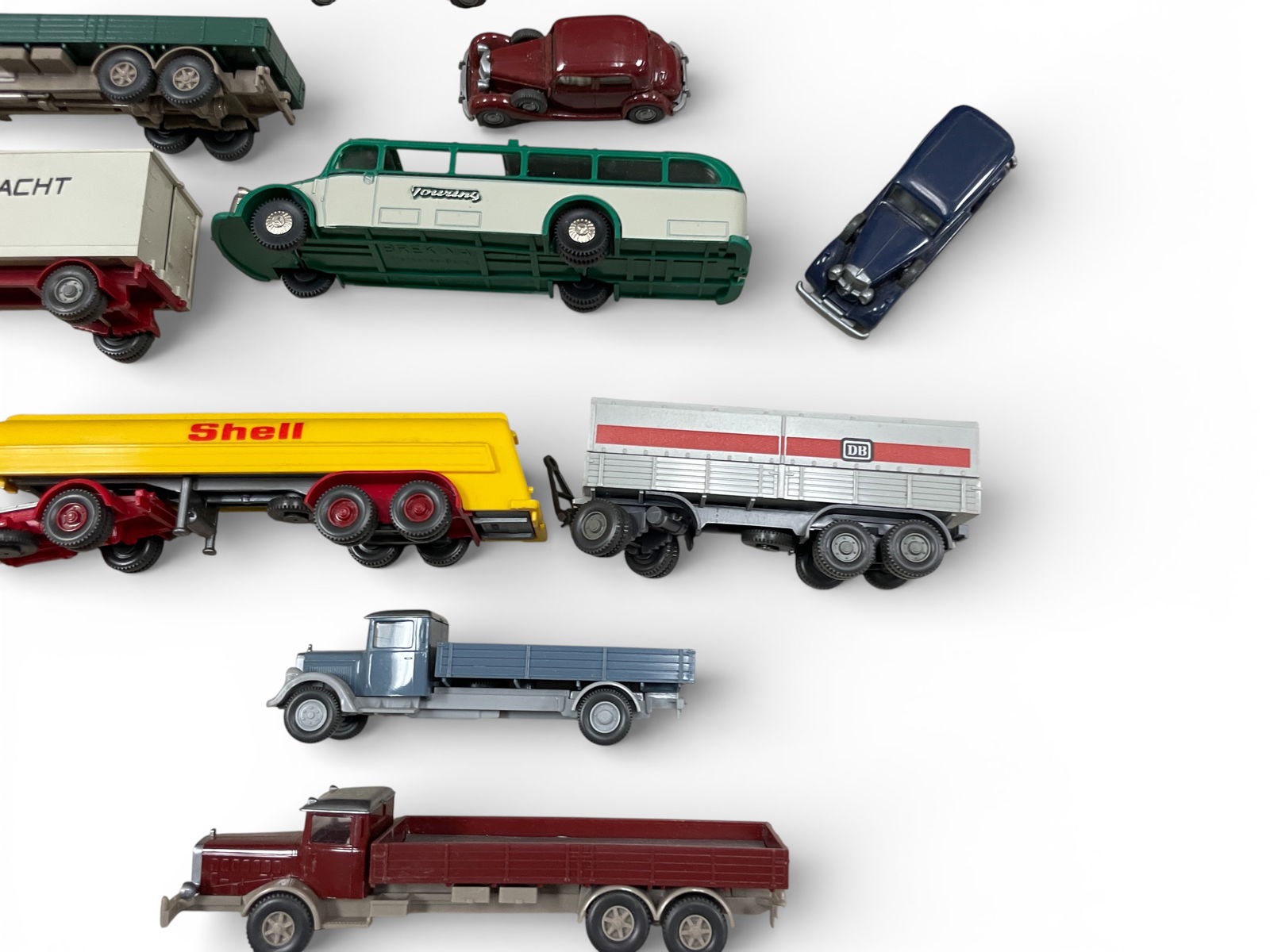 Early Marklin Accessory Group, Plus! - 5