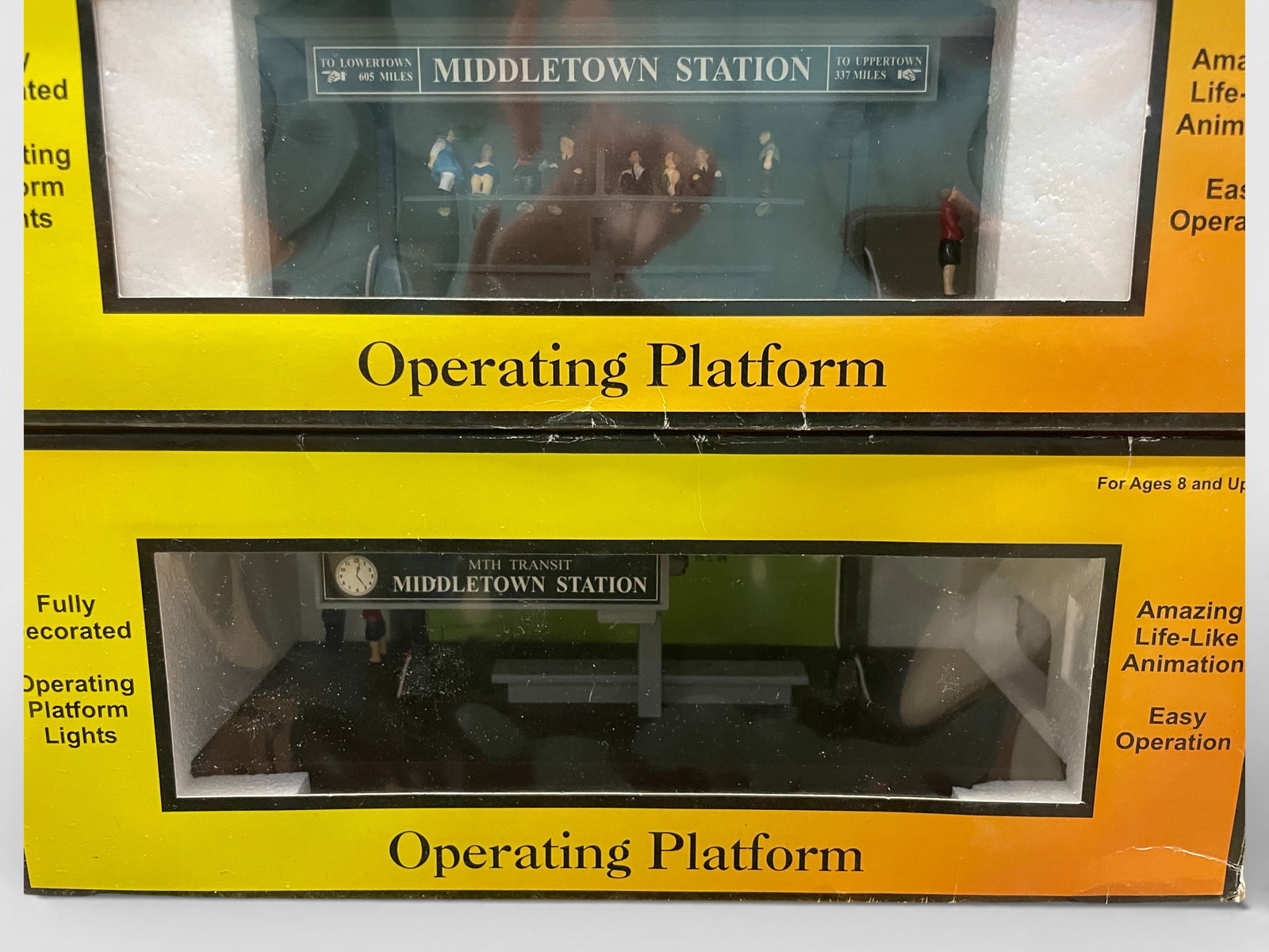 8 MTH Accessories - 3