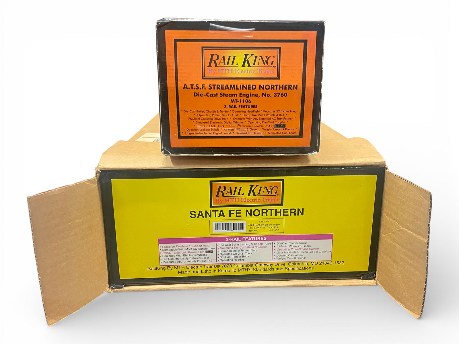2 MTH RailKing ATSF Northerns: Includes a 30-1140-0 4-8-4 with whistle, smoke and lights, cab 2926; MT-1106 #3760 with smoke, light & whistle. They show light use with boxes, 1140 has shipper. Shipping: Weiss Auctions offers full-s