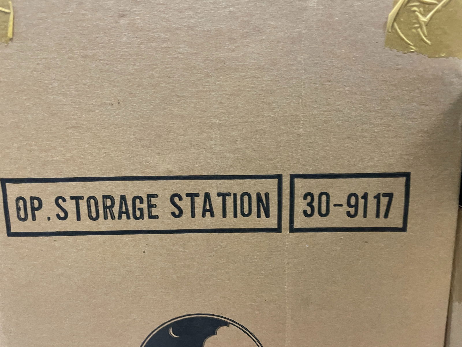 8 Modern Train Accessories - 2