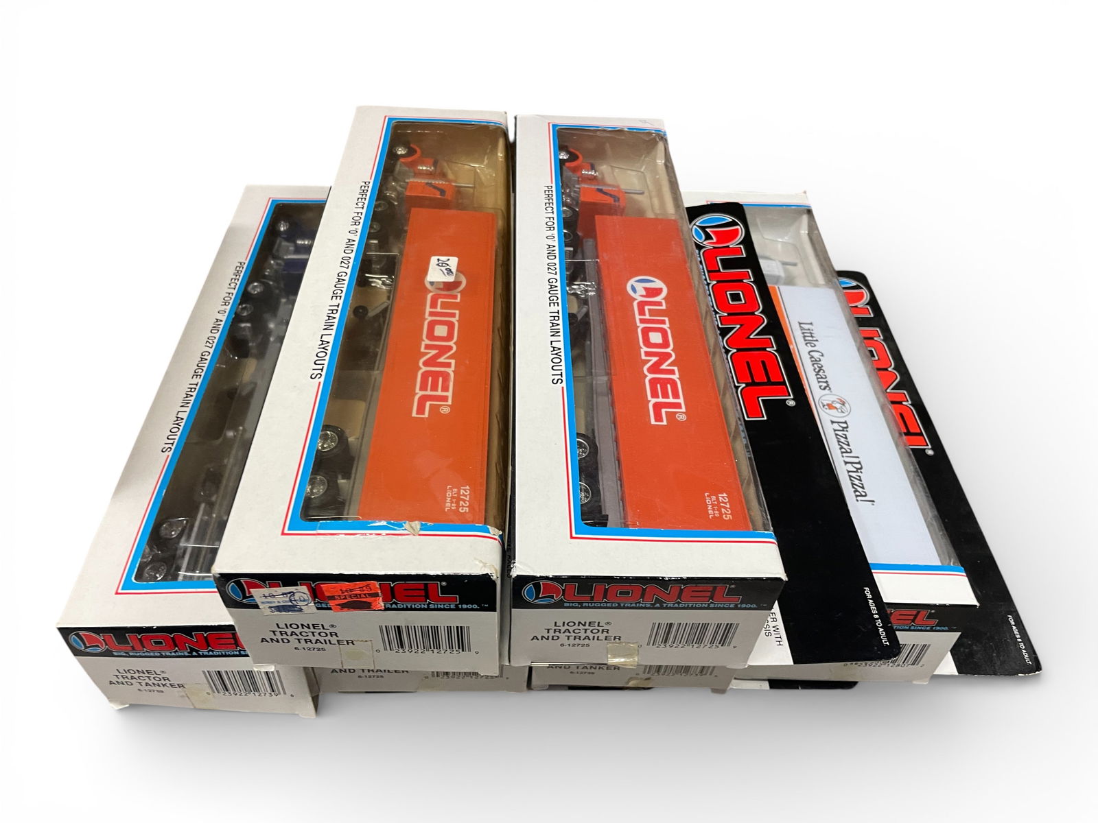 8 Modern Train Accessories - 4