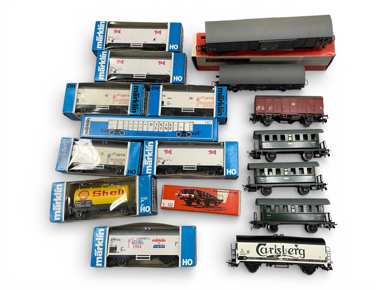 16 Marklin HO Goods Cars, Plus (1 of 5)