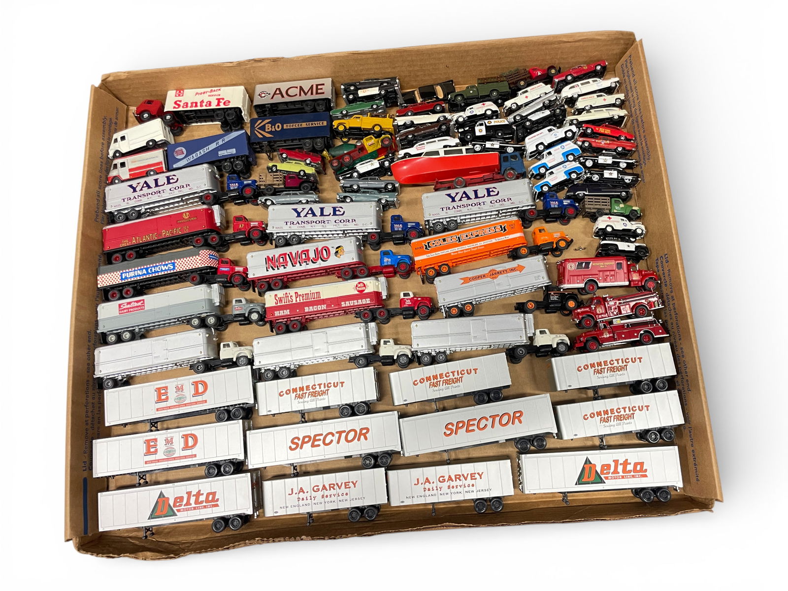 75+ HO Layout Vehicles (1 of 8)