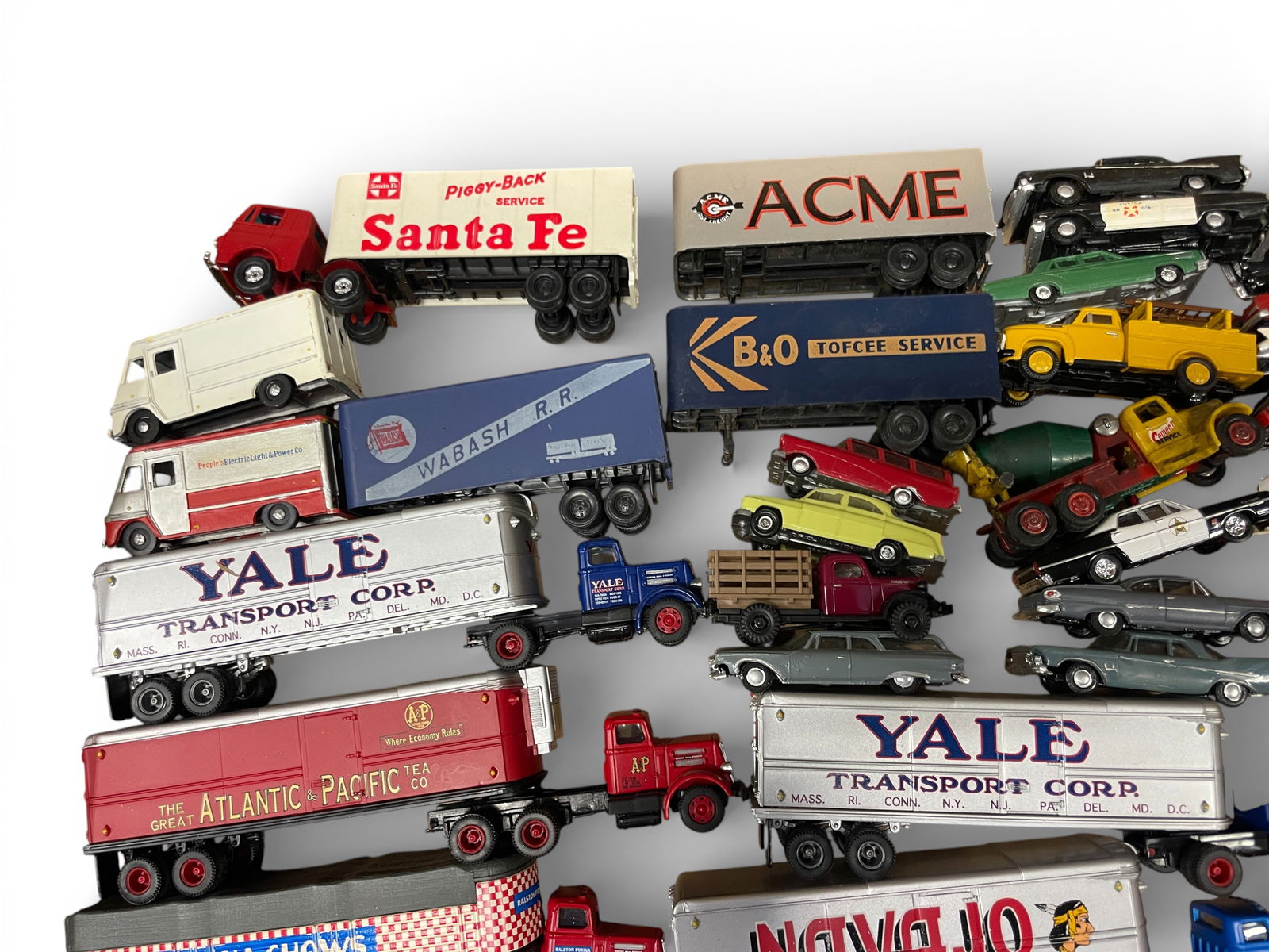 75+ HO Layout Vehicles - 6