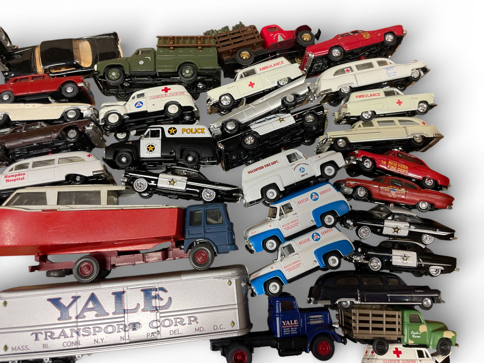 75+ HO Layout Vehicles - 8