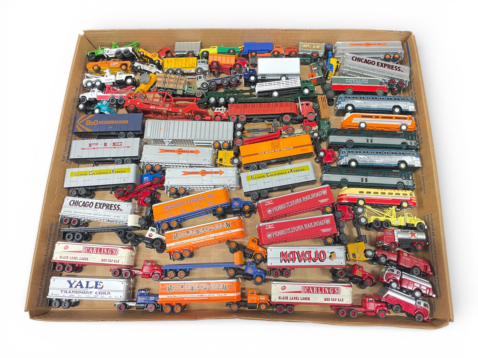 50+ HO Layout Vehicles (1 of 8)